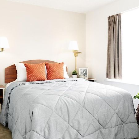 Intown Suites Extended Stay Arlington Tx - Oak Village Εξωτερικό φωτογραφία