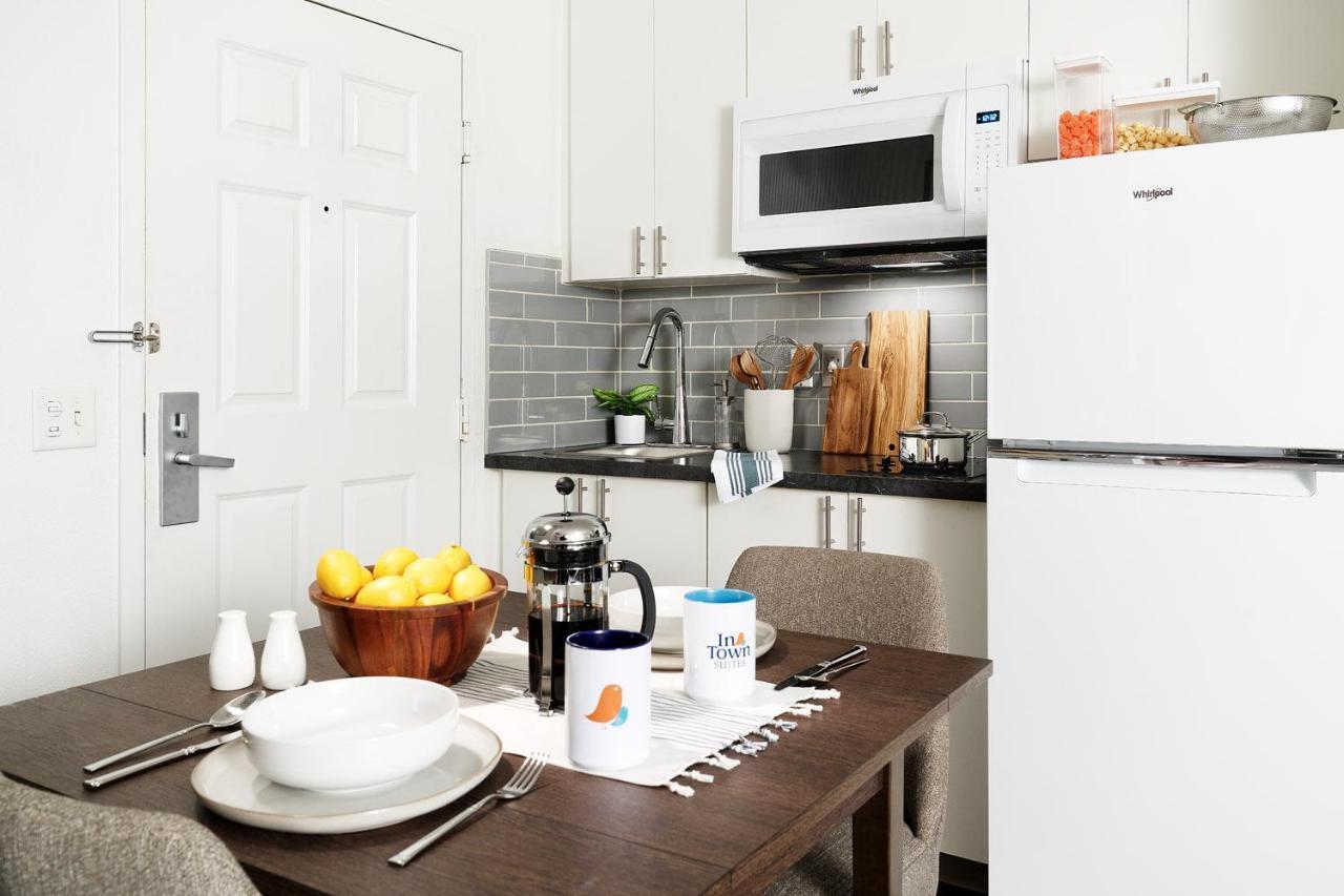 Intown Suites Extended Stay Arlington Tx - Oak Village Εξωτερικό φωτογραφία
